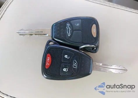 2008 Chrysler Sebring Limited z USA, uszkodzony, nr VIN 1C3LC66K28N240489